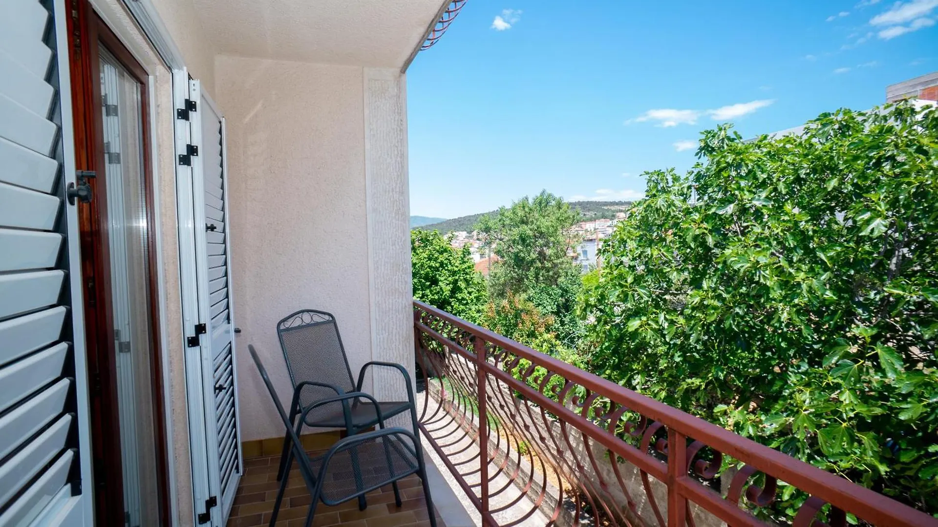 Apartments Beata Trogir-Okrug