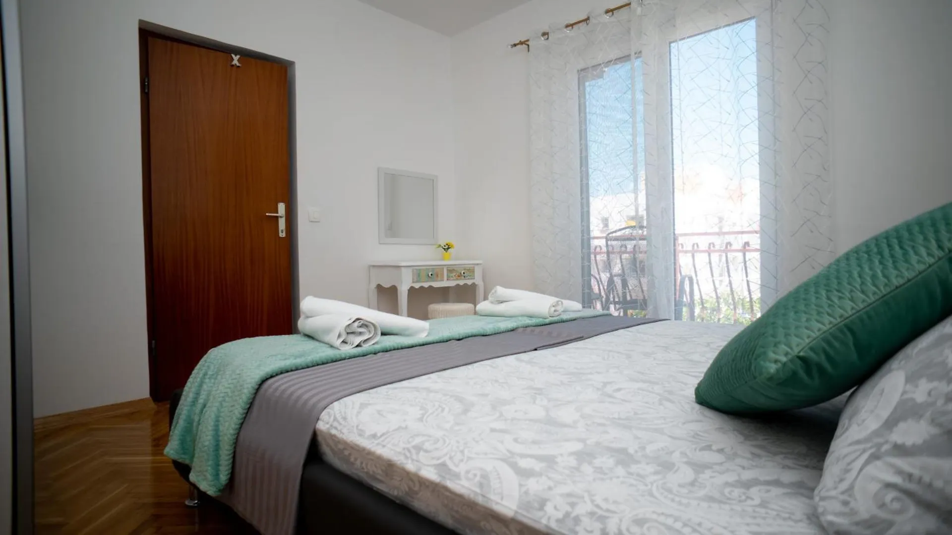 Apartments Beata Trogir-Okrug