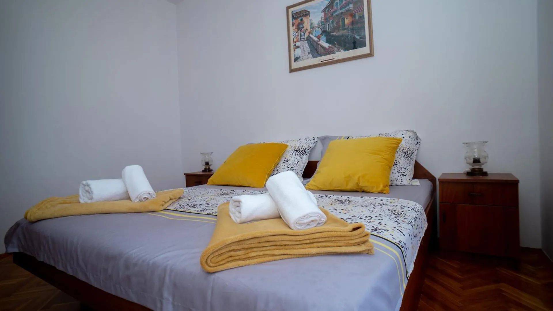 Apartments Beata Trogir-Okrug