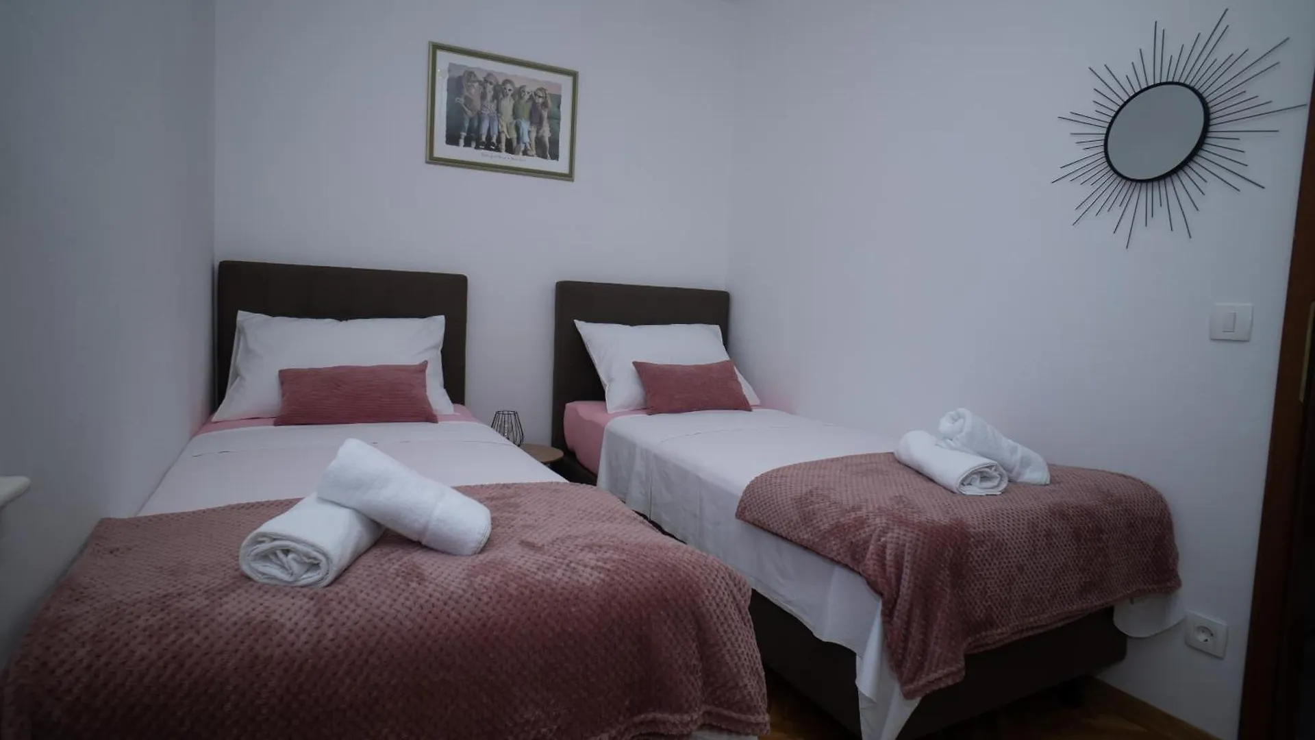 Apartments Beata Trogir-Okrug
